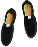 cariuma slip on black 3