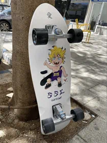 סרף סקייט מקצועי עם קרש קל ונוח במיוחד