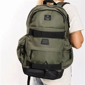 תיק סקייט של חברת ראסטי