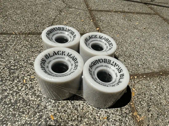 גלגלים 70mm 78a black market