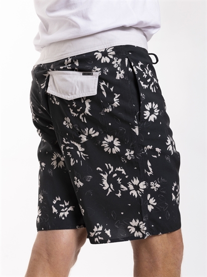 מכנס גלישה של ראסטי כיסים